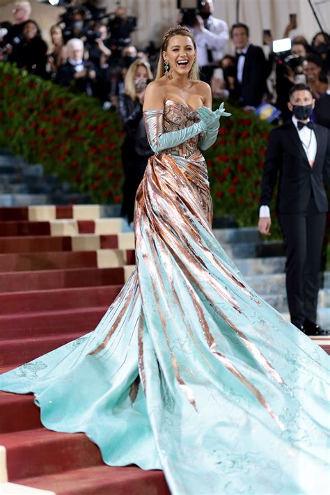 Blake Lively met gala outfit